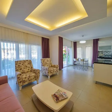 Golden Golf Villalari Willa
