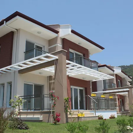 Golden Golf Villalari Willa